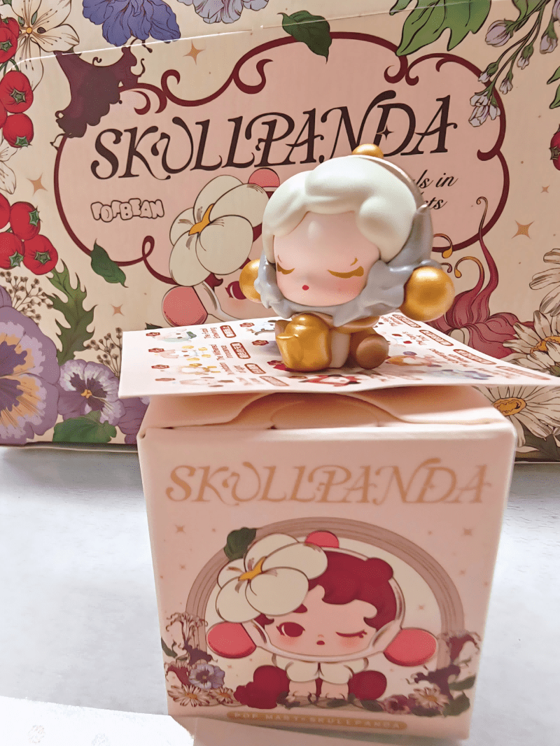 SKULLPANDA Petals in Four Acts Series - Chainswhisper