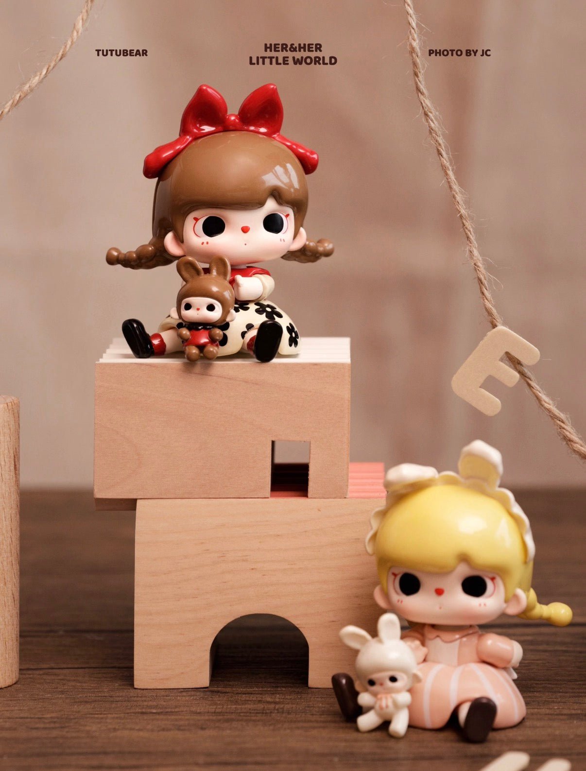 Tutubear she and her little world Series - Chainswhisper